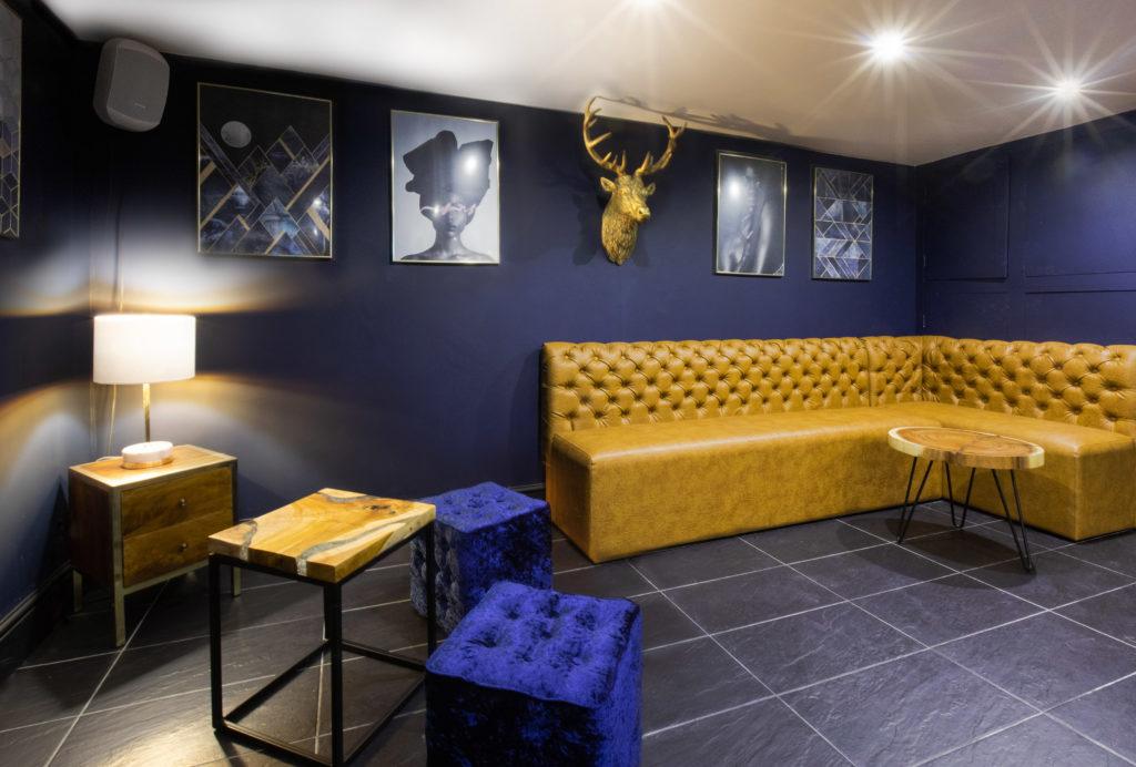 royal lounge meeting room