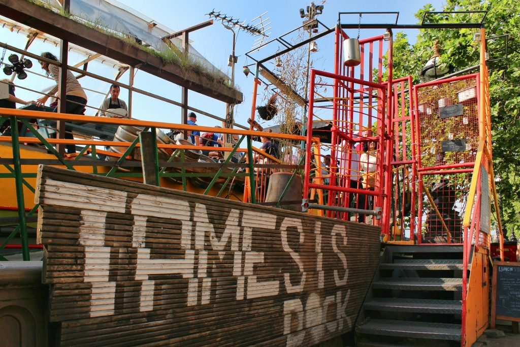 Tamesis Dock