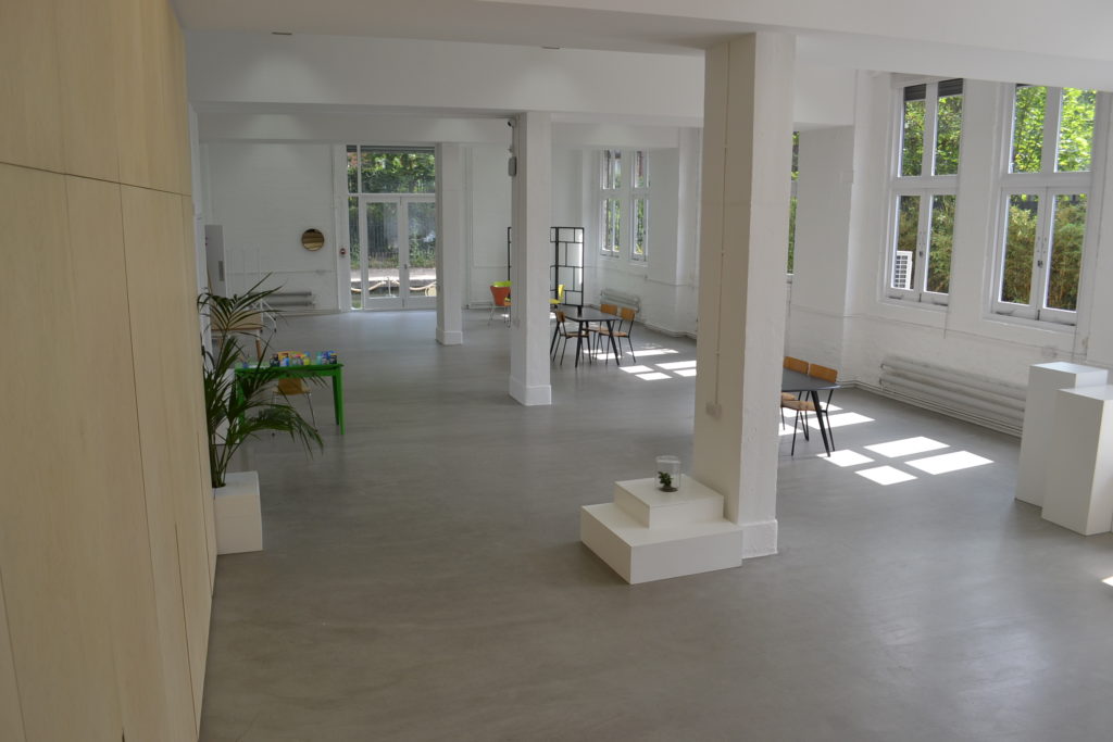 Regents Canal Showroom