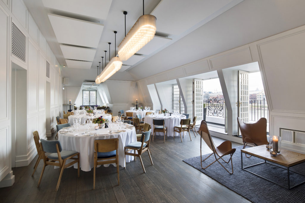 the balcony room